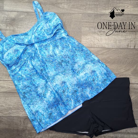 CharmLeaks Plus Size Cross Front Boyshort Tankini Swimsuit Size 4XL - Picture 2 of 4